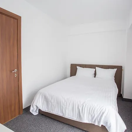 Acomodoro 4* Bukareszt