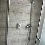 Acomodoro 3*